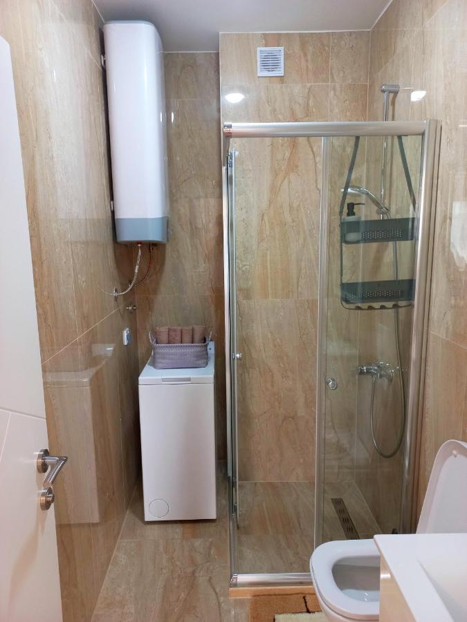 Апартаменты Iraida-4 Добра-Вода Экстерьер фото